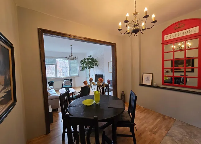 Cozy Vitosha Street Center アパート *